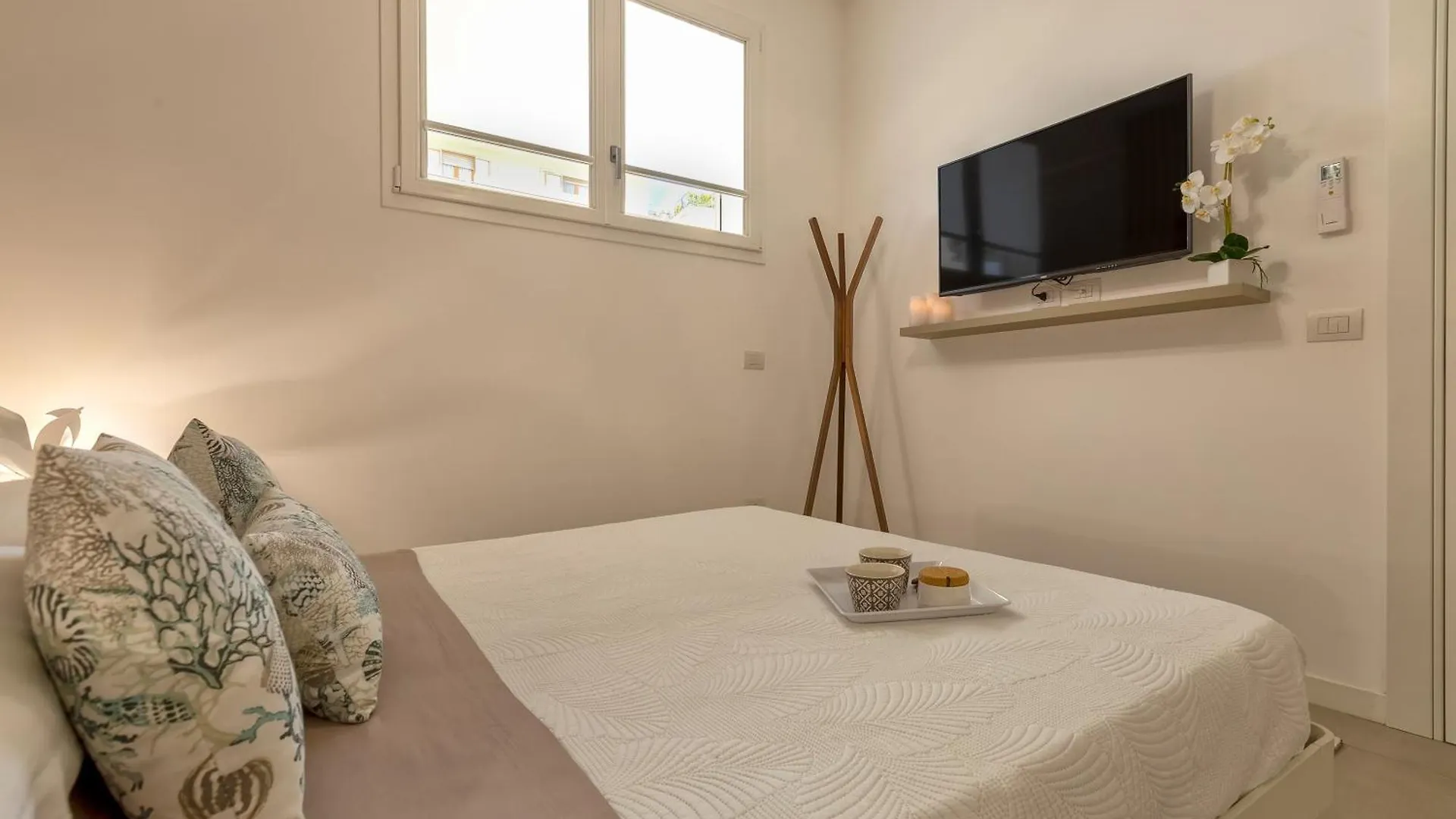 Luxury Sofia Home Alghero 0*,  İtalya
